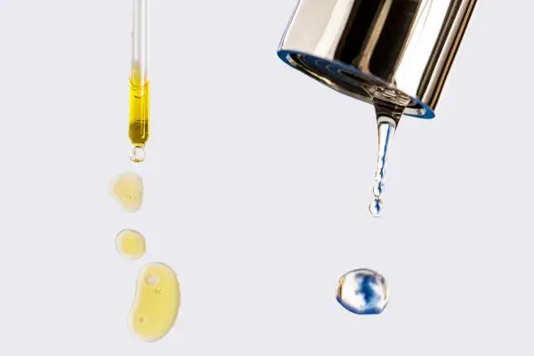 Uczucie suchości skóry – jak sobie z nim radzić?